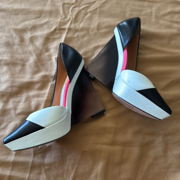 L.A.M.B. Woman’s Slip On Heels Black and White Hot Pink Wedge Heels - Picture 1 of 13